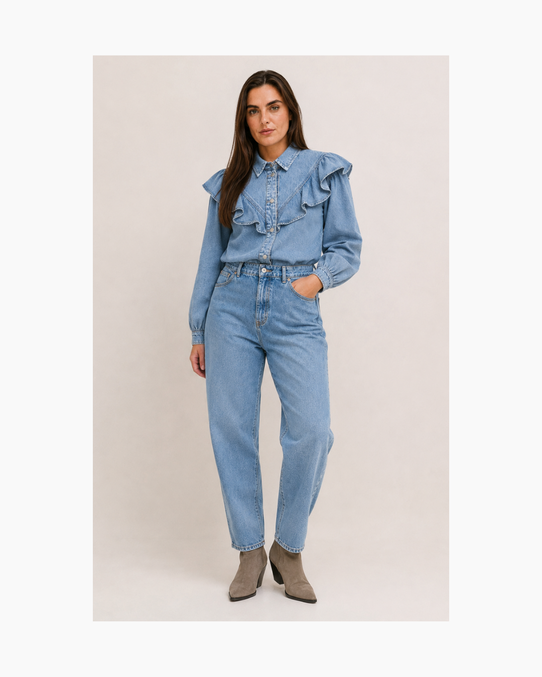 Blusa de manga larga de denim con bobos Basement