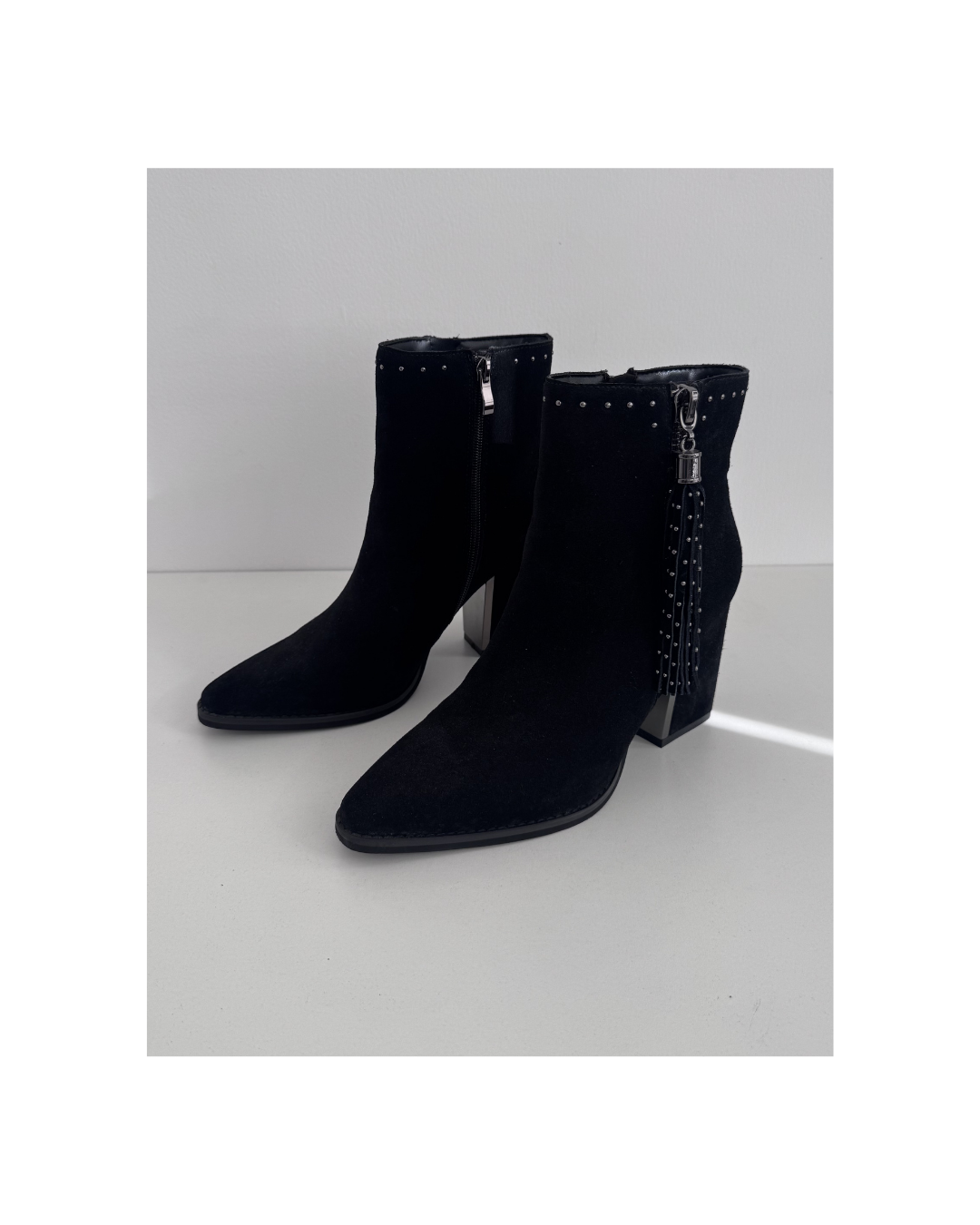 Botas de cuero gamuza negro - Alma en Pena