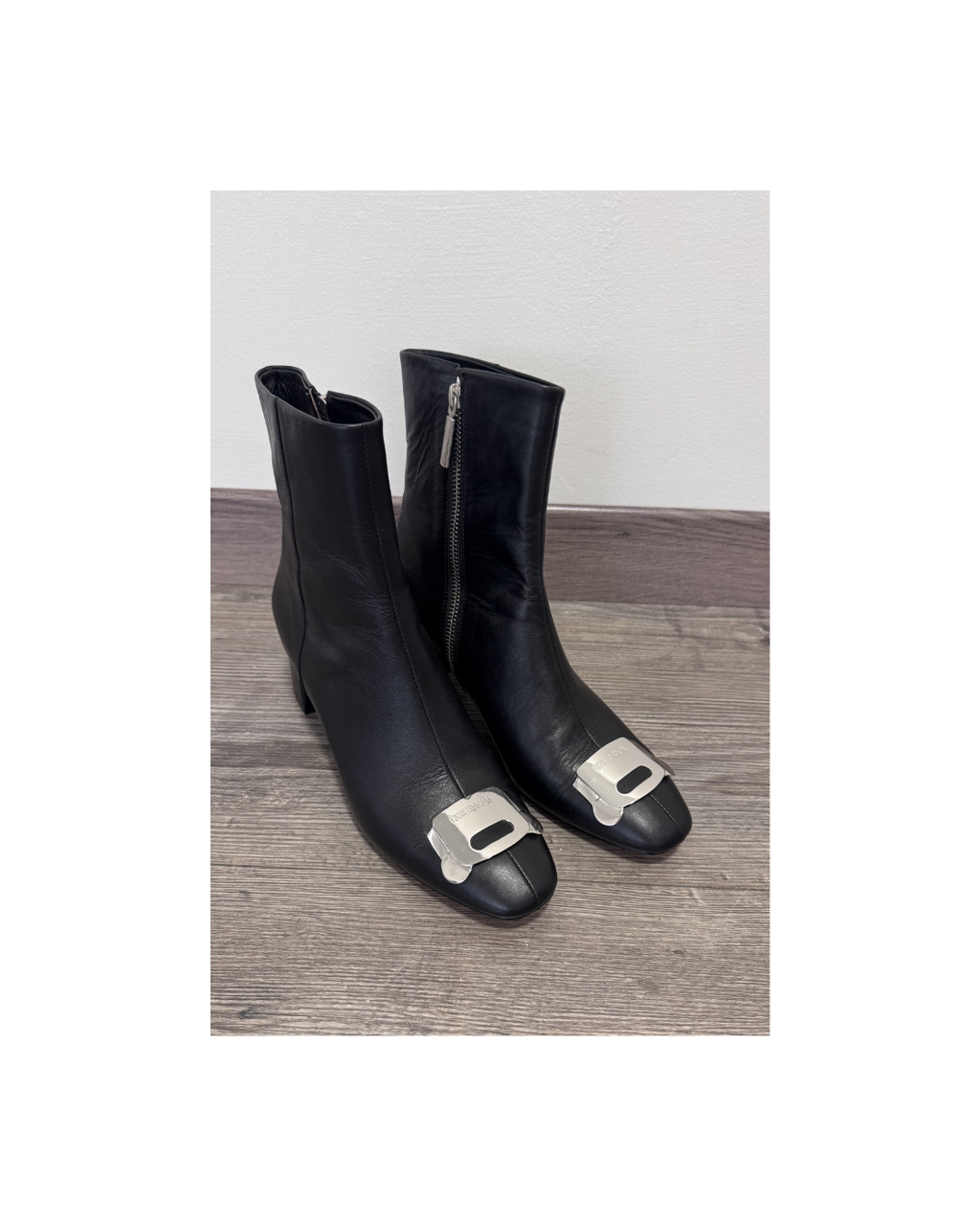 Botines de cuero modelo Tumi - Cornelio Borda