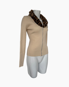 Cardigan de manga larga hueso con cuello de piel Amalfitana
