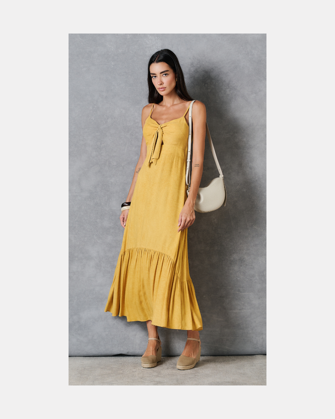 Maxivestido amarillo con tirantes - Ale Morey