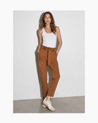 Pantalon con boca angosta camel - Ale Morey