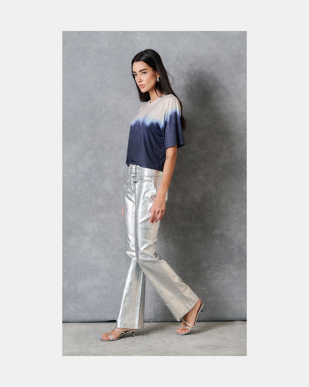 Pantalon metalizado cinturon plateado - Mango