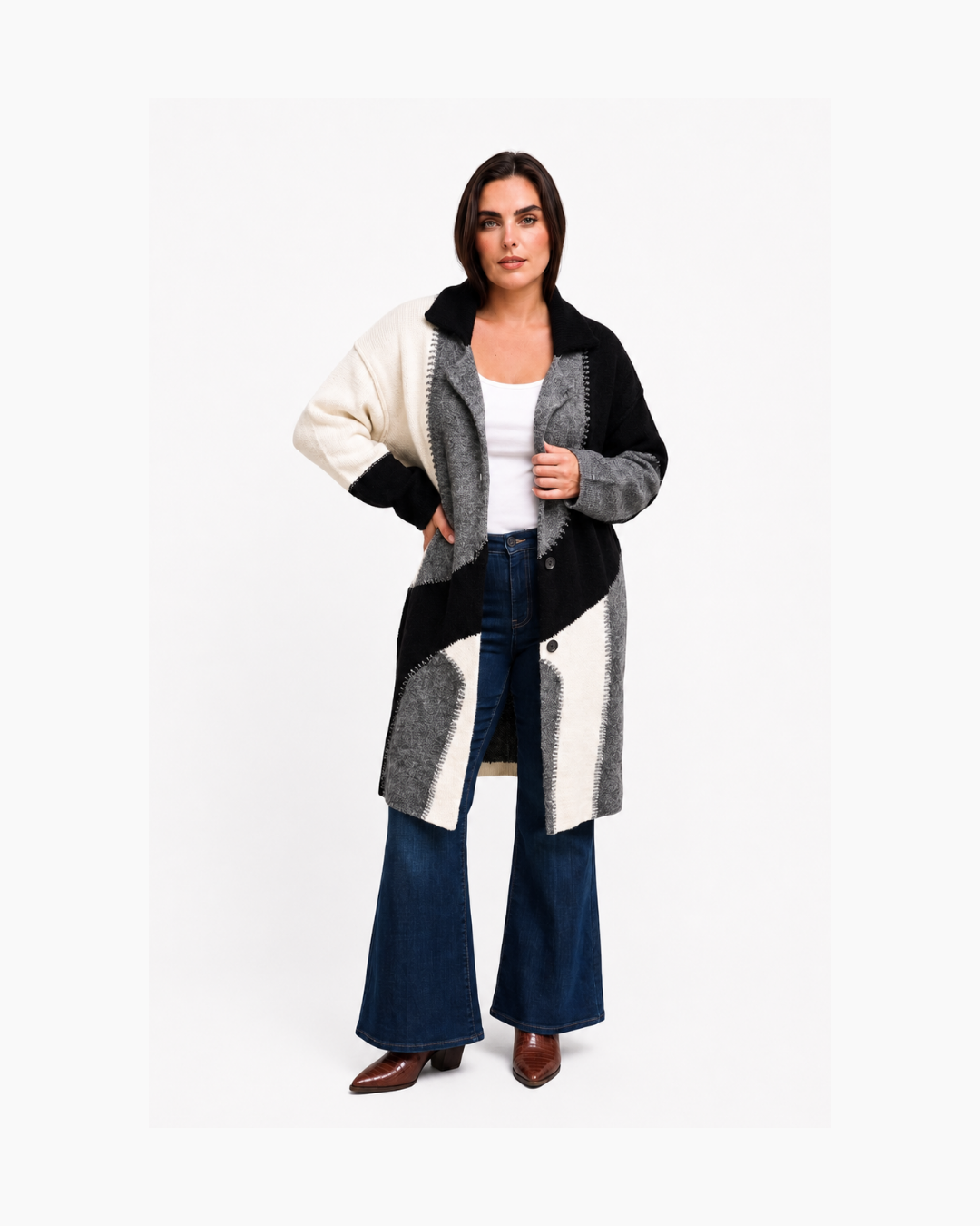Saco largo tejido hueso y negro - Zara