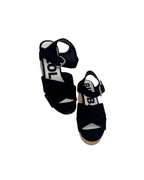 Sandalias de cuña negras - Bimba y Lola