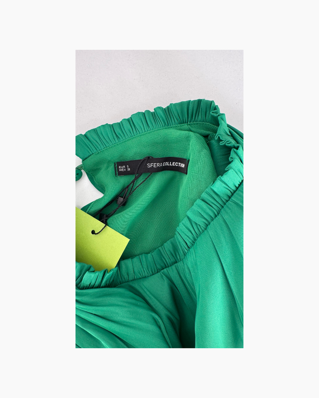 Blusa verde de manga larga - Sfera