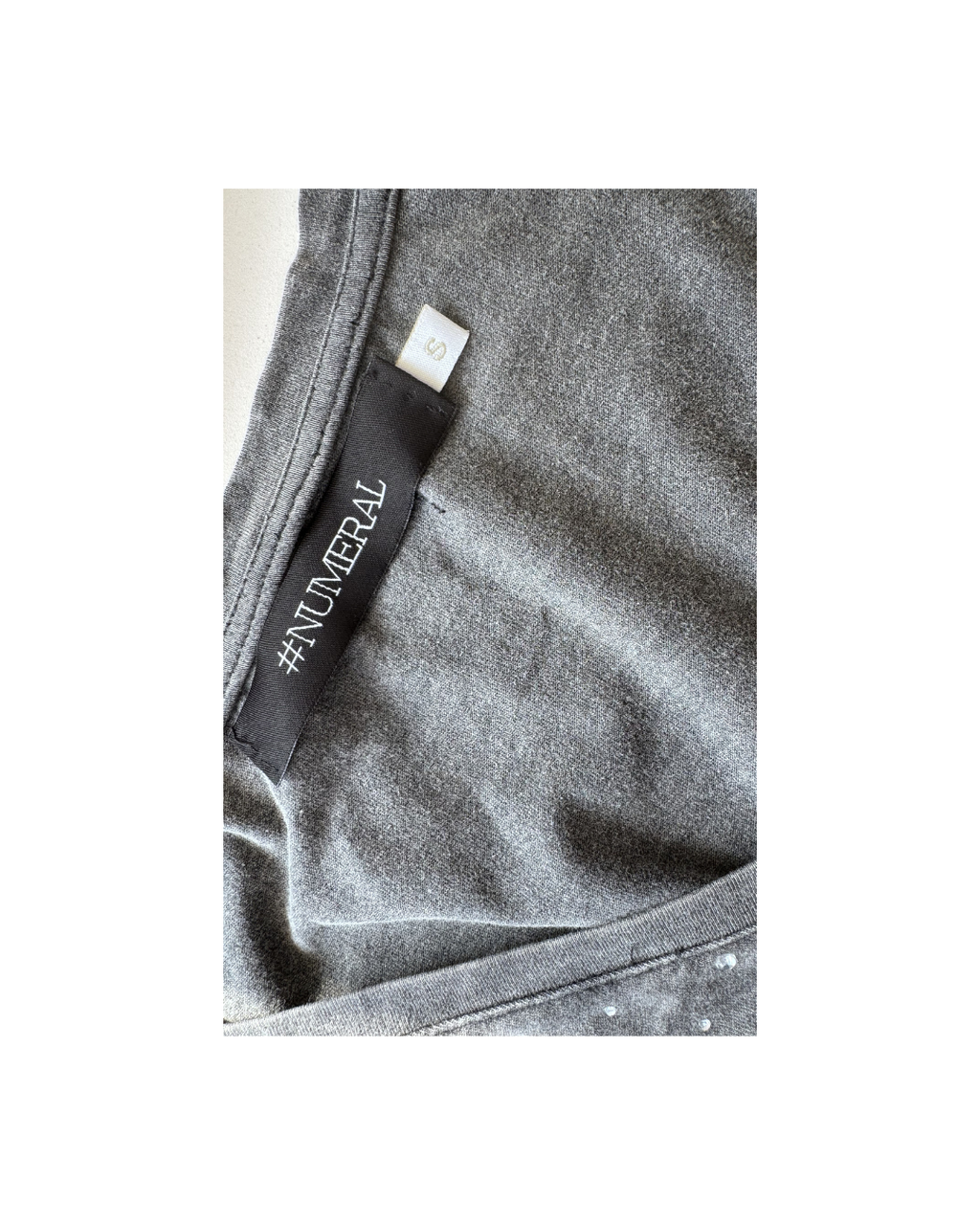 T shirt efecto lavado gris con brillos - Numeral