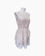 Vestido encaje sin mangas blanco - BCBG