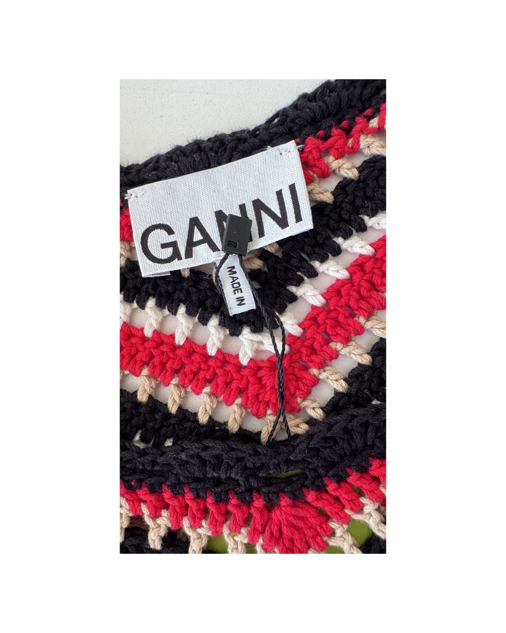 Vestido mini a rayas negro y rojo - Ganni