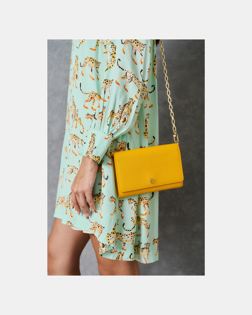 Wallet on Chain amarilla - Tory Burch